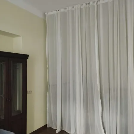 Little Comfy Flat In The Centre Apartment Tbilisi Exterior photo